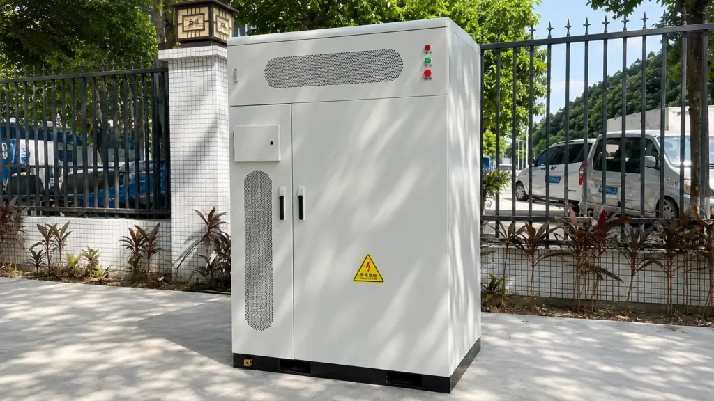 liquid-cooled commercial battery storage